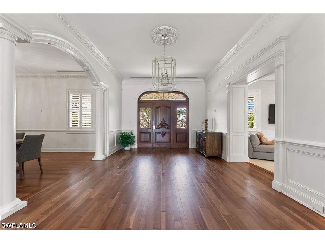 2325 Lantern Lane Naples FL 34102 226015168 image11