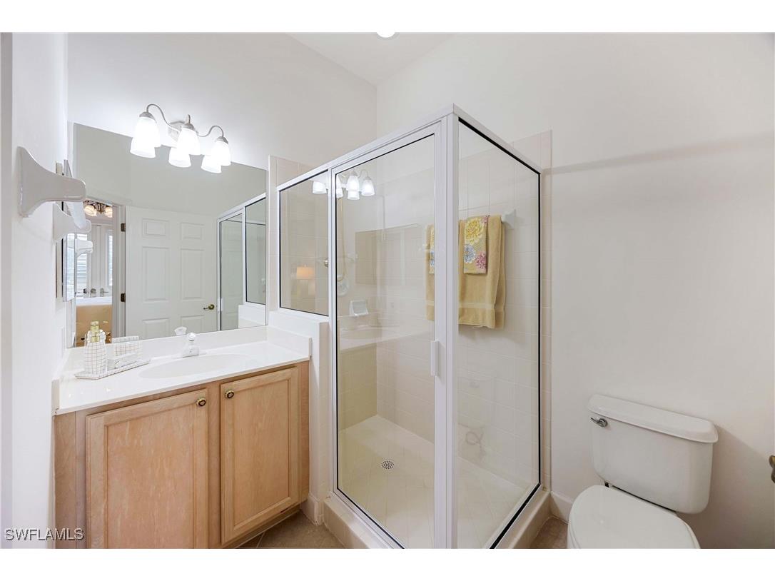 2325 Mont Claire Drive #201 Naples FL 34109 225038817 image20
