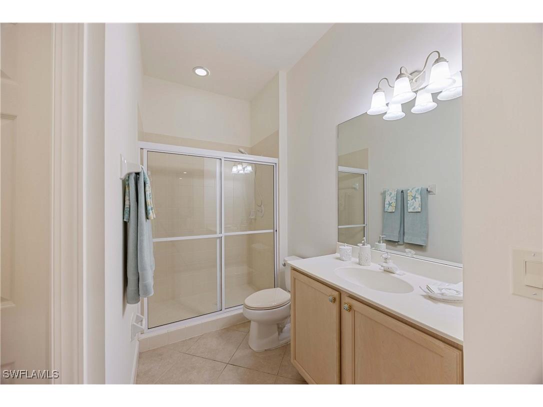 2325 Mont Claire Drive #201 Naples FL 34109 225038817 image24