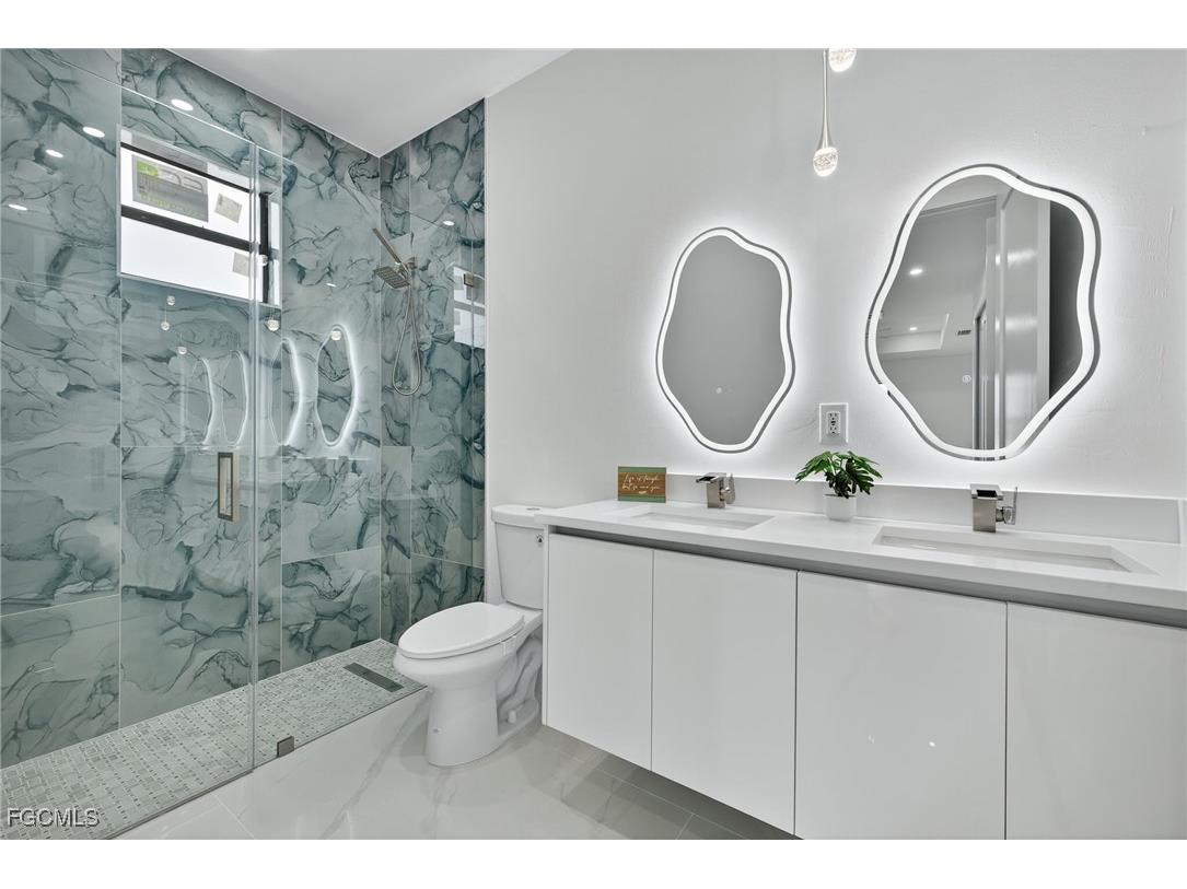 2325 NW 25th Lane Cape Coral FL 33993 2025021536 image16