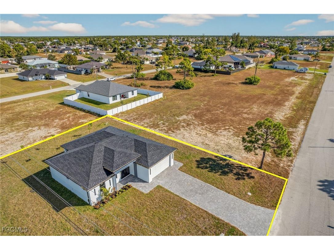 2325 NW 25th Lane Cape Coral FL 33993 2025021536 image34