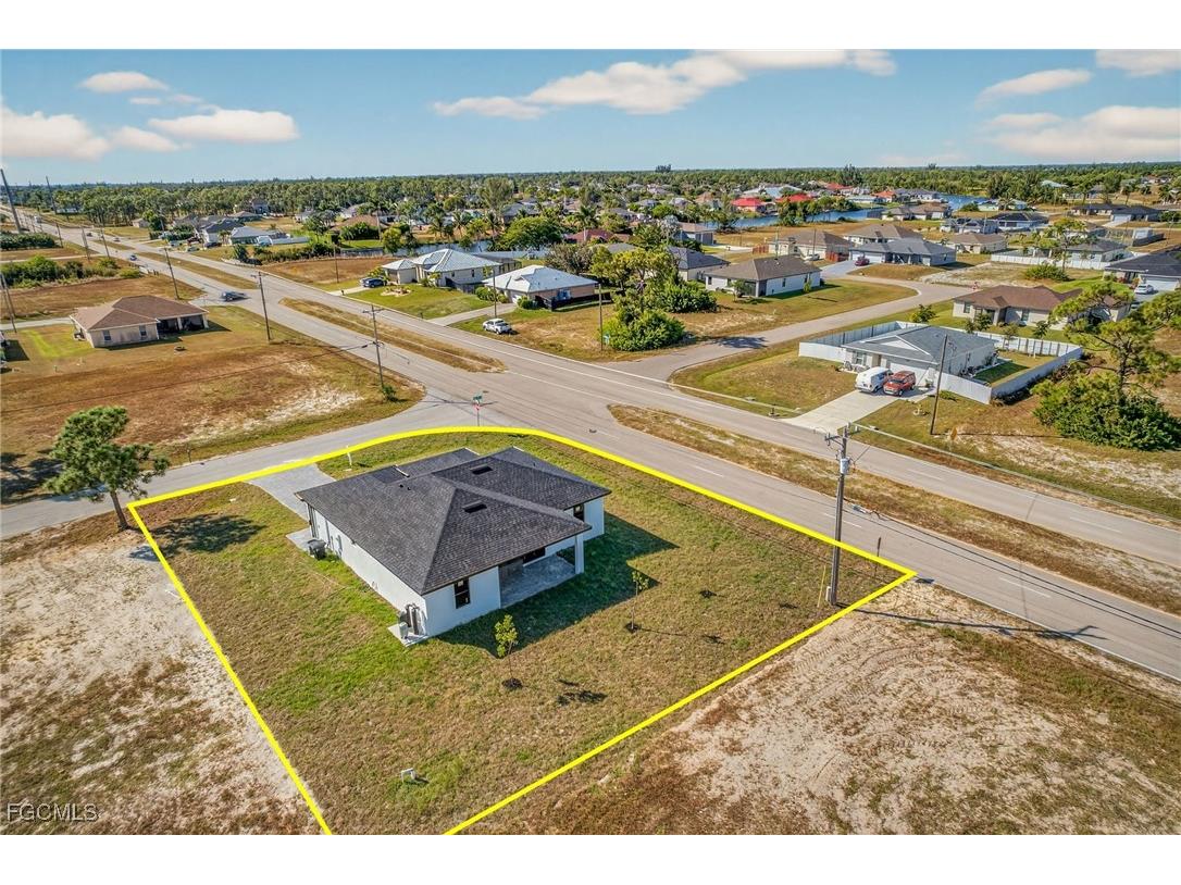 2325 NW 25th Lane Cape Coral FL 33993 2025021536 image36