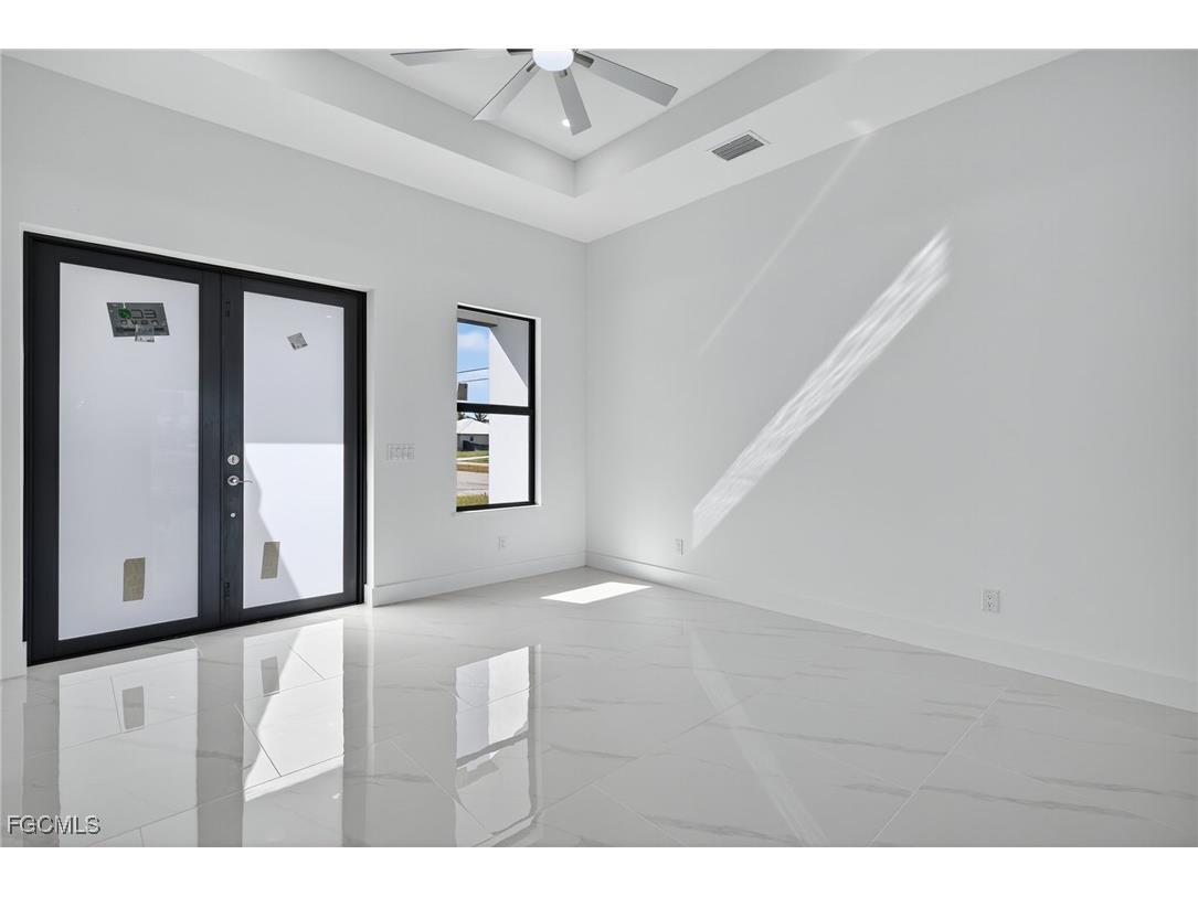 2325 NW 25th Lane Cape Coral FL 33993 2025021536 image6