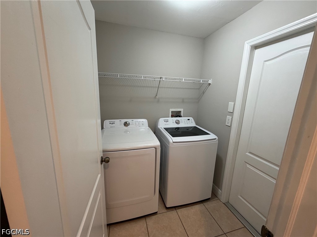 2325 NW 25th Terrace Cape Coral FL 33993 2026014727 image15