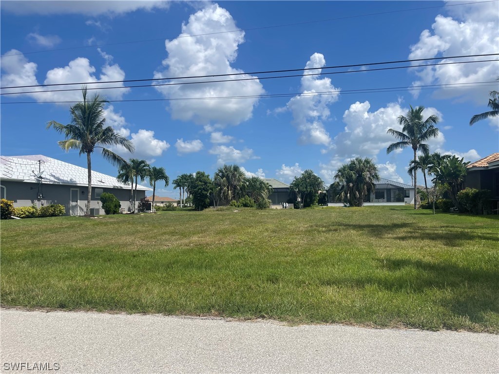 2325 SW 28th Terrace Cape Coral FL 33914 223057209 image1