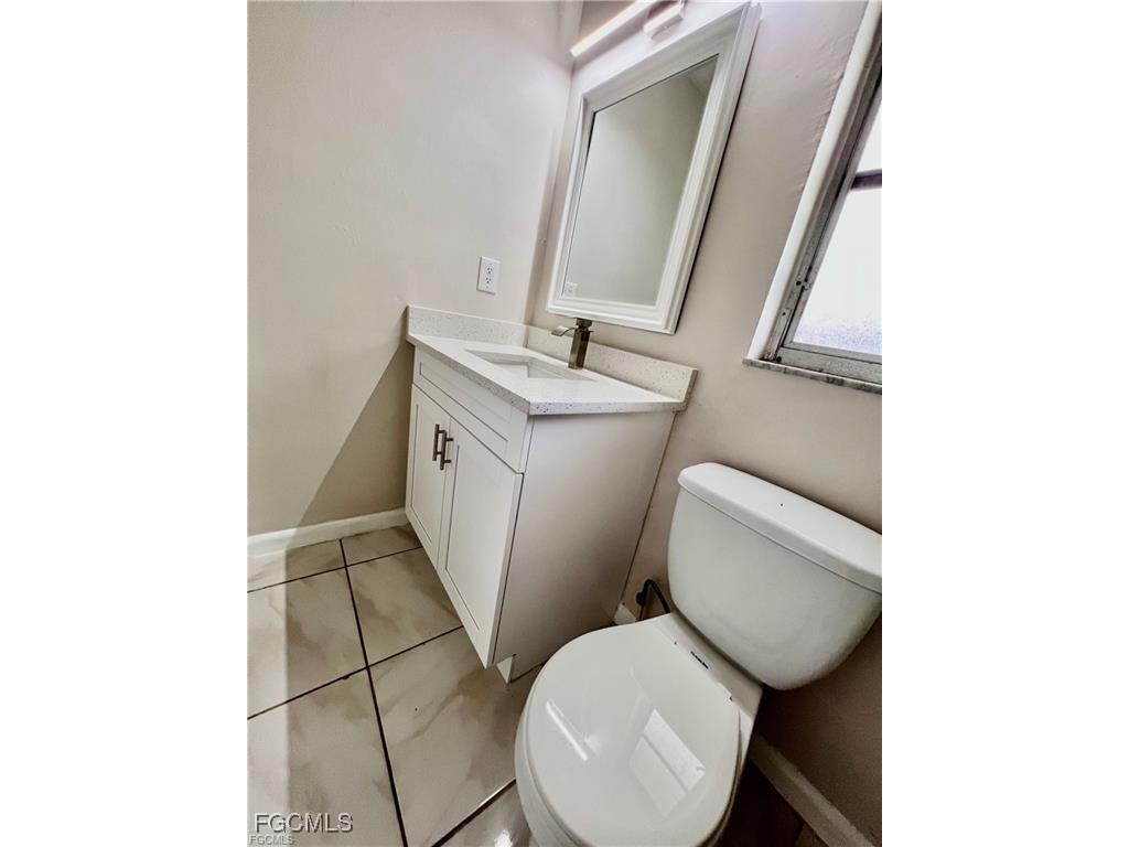 2326 SE 8th Avenue Cape Coral FL 33990 2025024947 image14