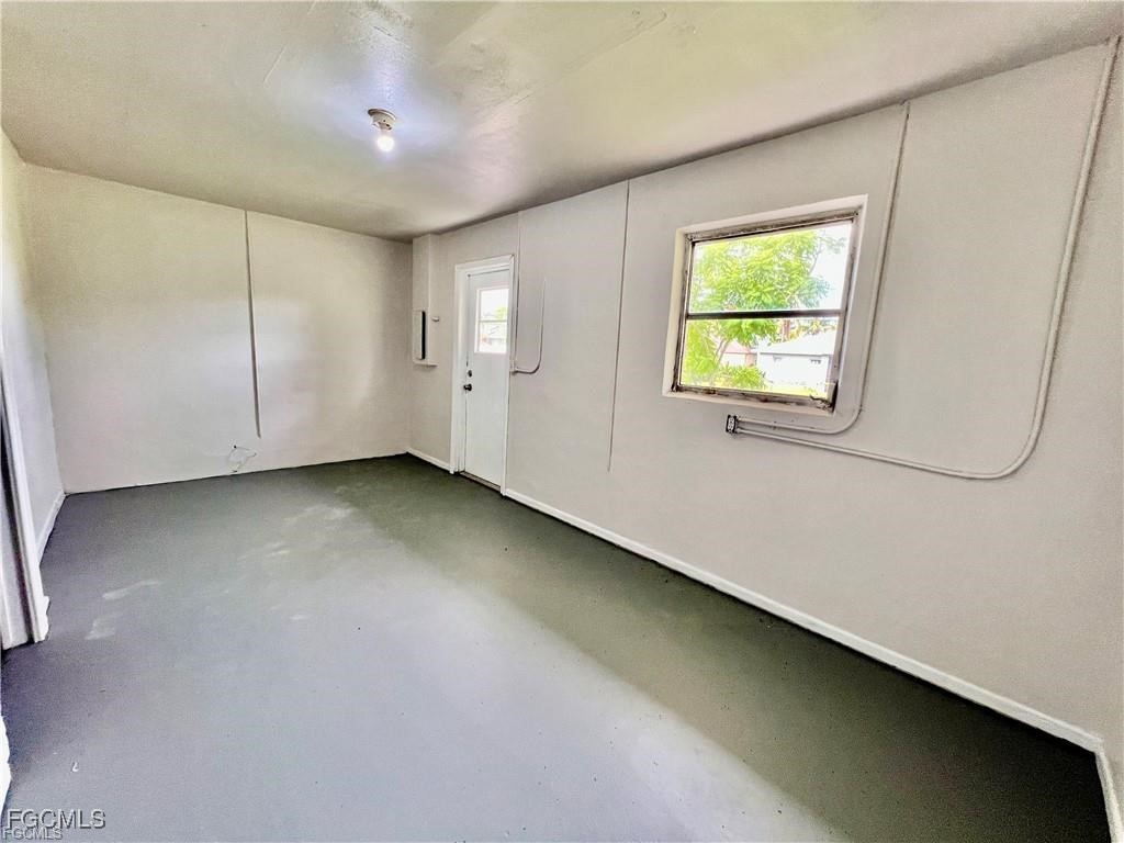 2326 SE 8th Avenue Cape Coral FL 33990 2025024947 image17