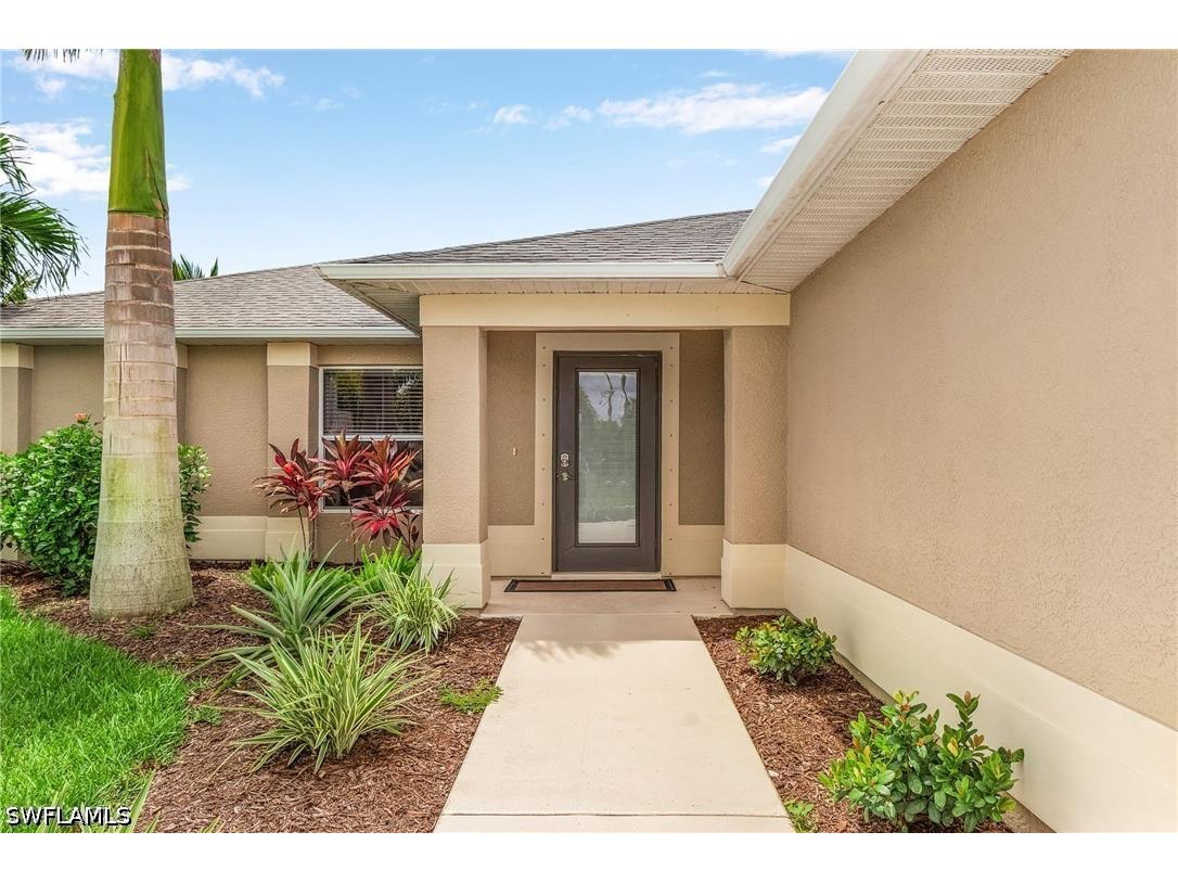 2326 SW 27th Street Cape Coral FL 33914 226014253 image3