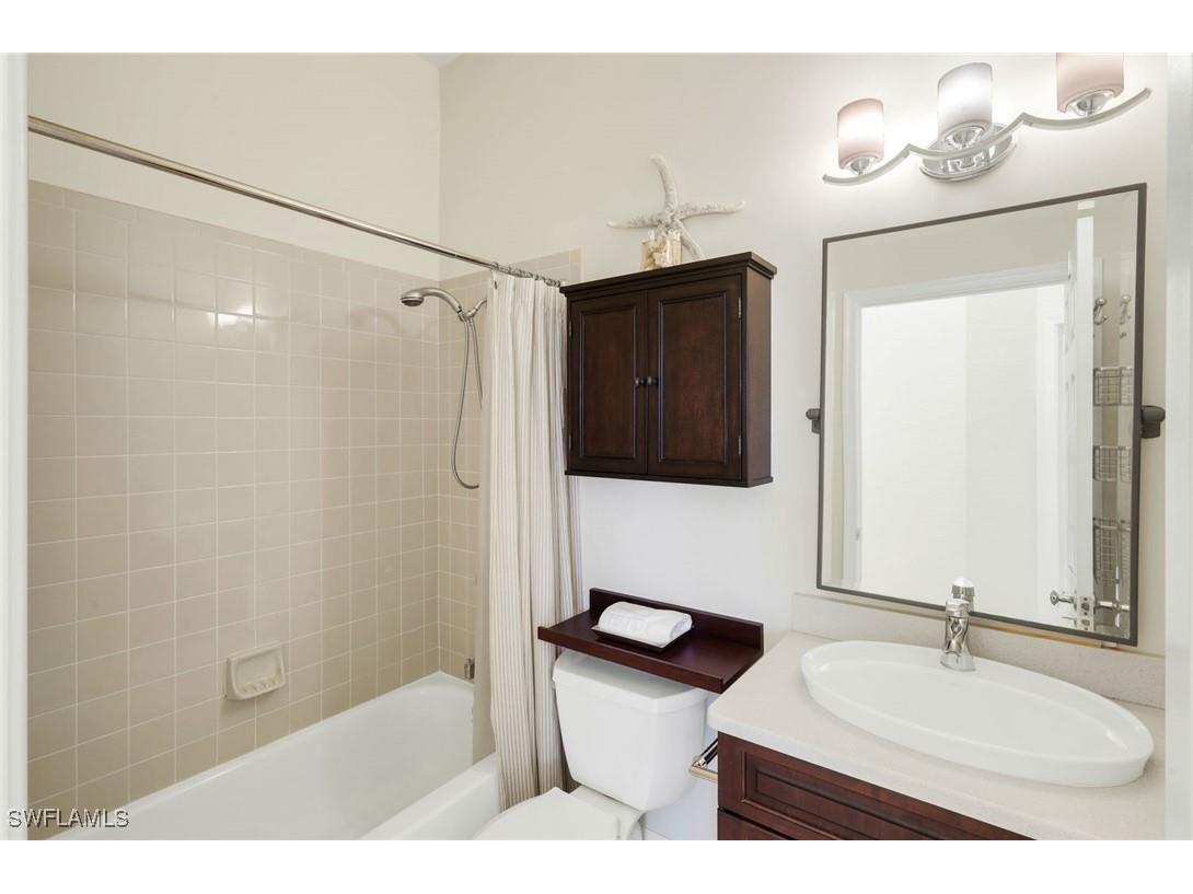 2328 Island Cove Circle Naples FL 34109 226005315 image21