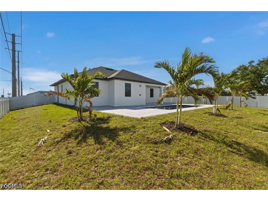 2328 NW 8th Place Cape Coral FL 33993 2026019397 image38