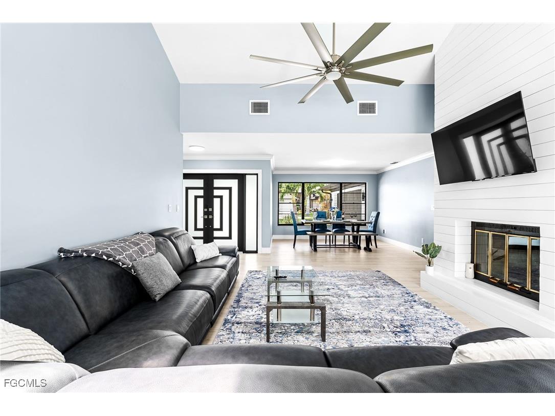 2328 SE 27th Street Cape Coral FL 33904 2025010047 image24