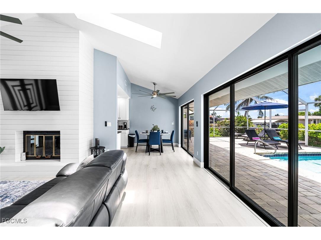 2328 SE 27th Street Cape Coral FL 33904 2025010047 image25