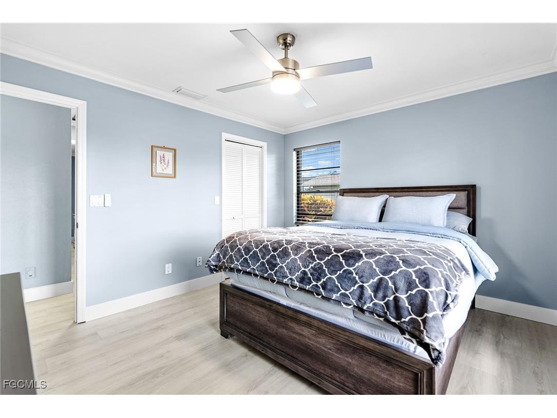 2328 SE 27th Street Cape Coral FL 33904 2025010047 image8