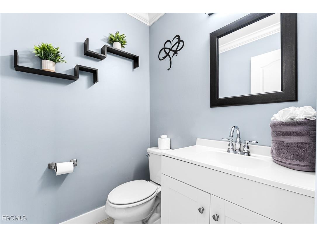 2328 SE 27th Street Cape Coral FL 33904 2025010047 image9