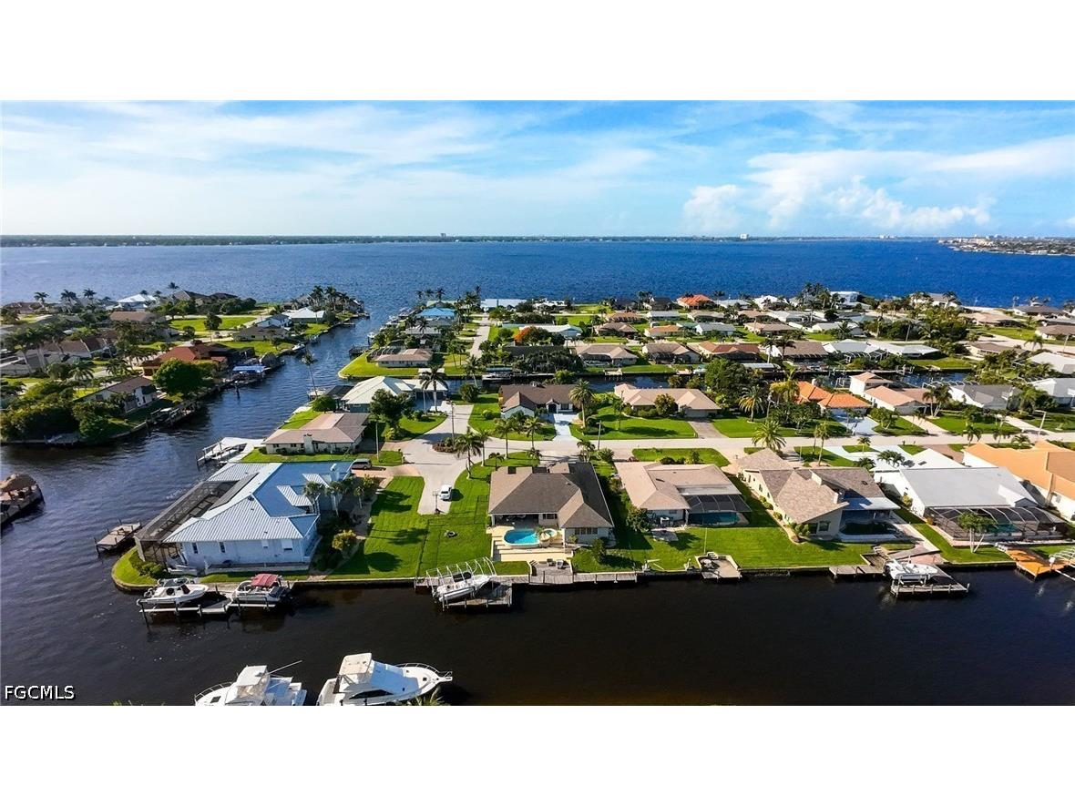 2328 SE 27th Street Cape Coral FL 33904 2026029060 image38