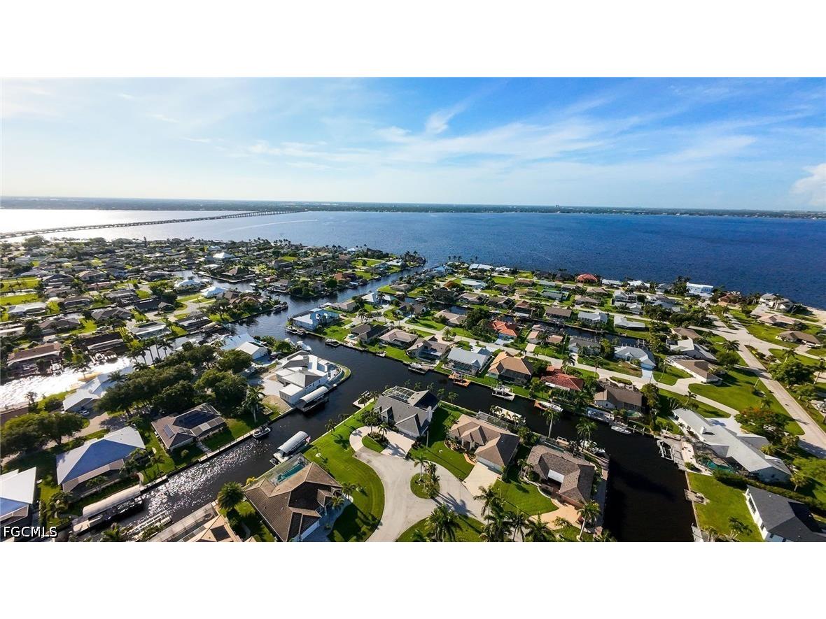 2328 SE 27th Street Cape Coral FL 33904 2026029060 image40