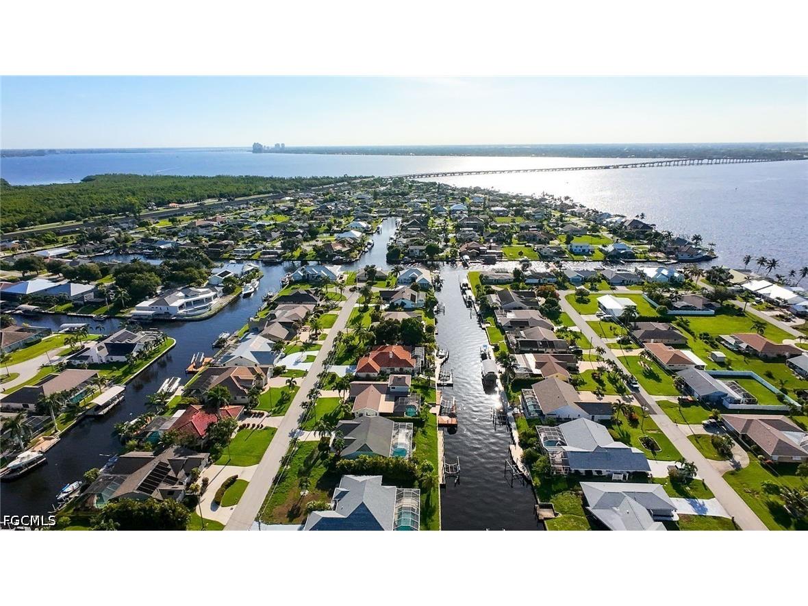 2328 SE 27th Street Cape Coral FL 33904 2026029060 image44