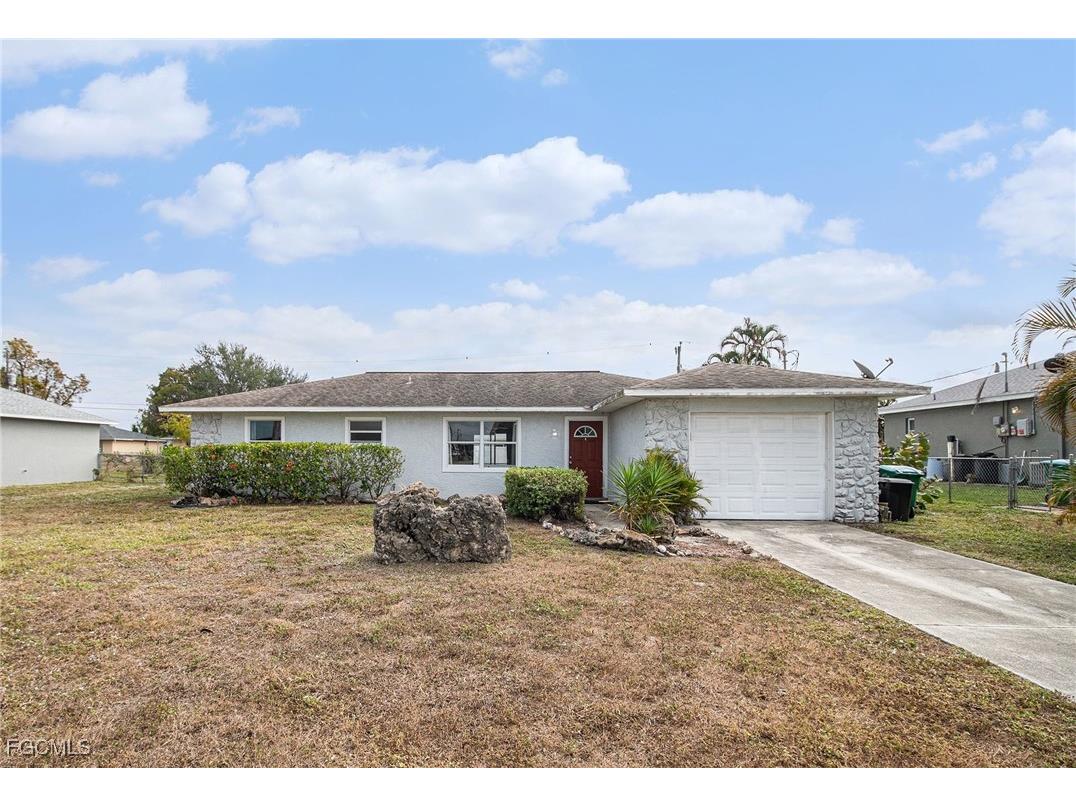 2329 Academy Boulevard Cape Coral FL 33990 2026002375 image1