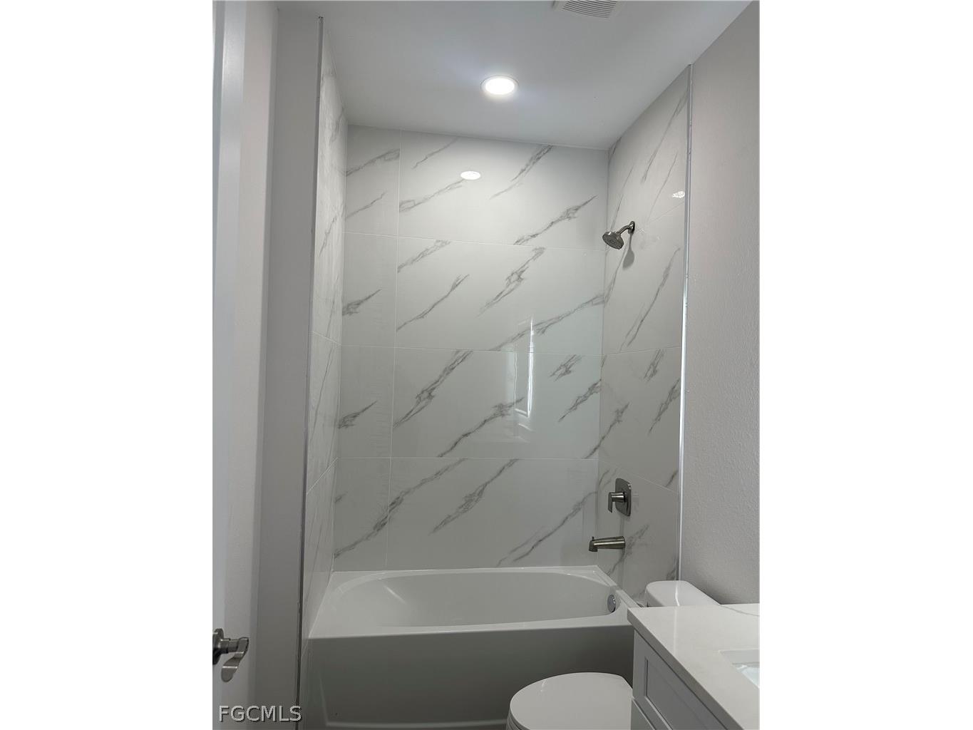 2329 NW 27th Avenue Cape Coral FL 33993 2026009583 image15