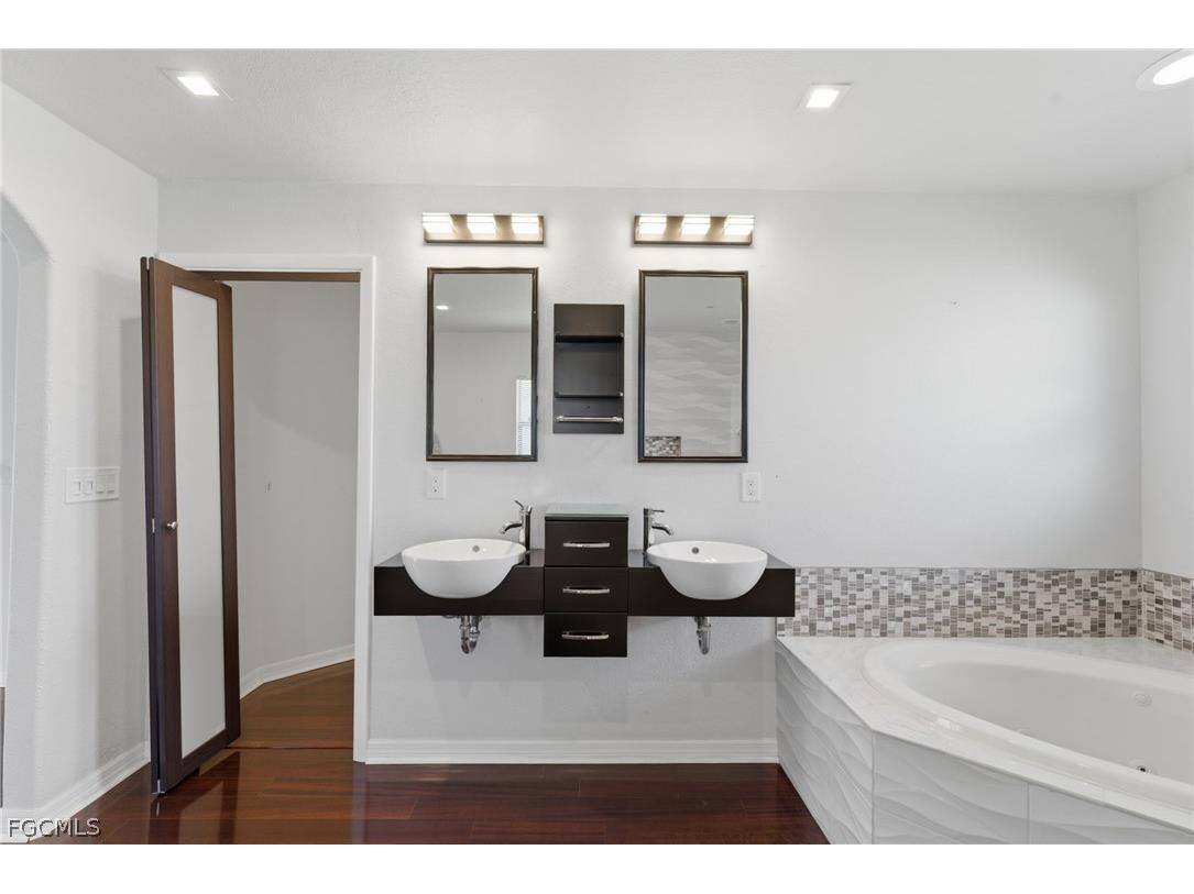 2329 SW 32nd Street Cape Coral FL 33914 2026013711 image14