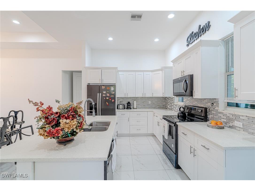 233 39th Avenue NE Naples FL 34120 225033700 image8