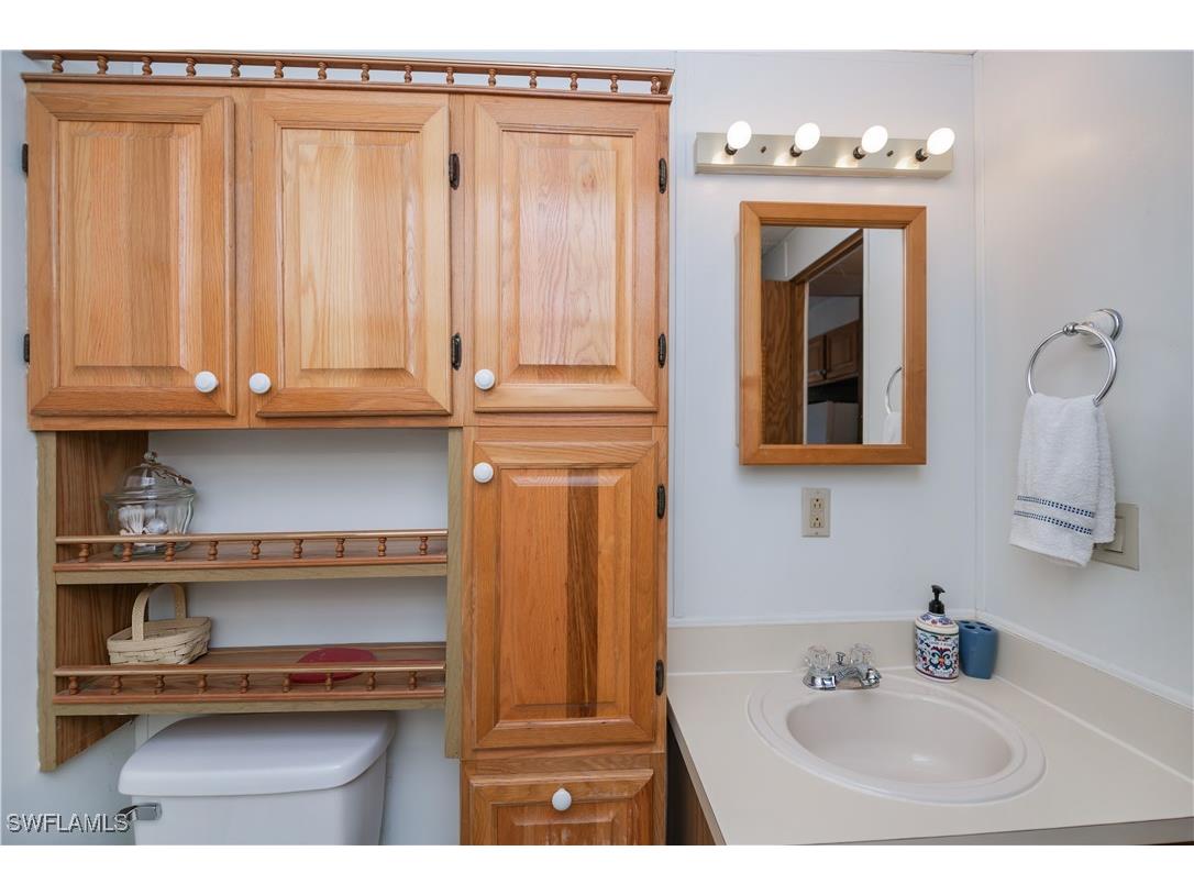 233 Caravan Circle North Fort Myers FL 33903 225035967 image19