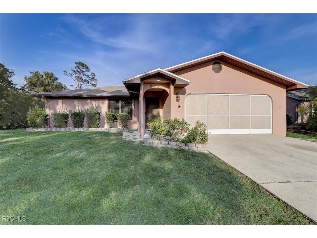 233 Chamber Street NW Port Charlotte FL 33948 2025015109 image1