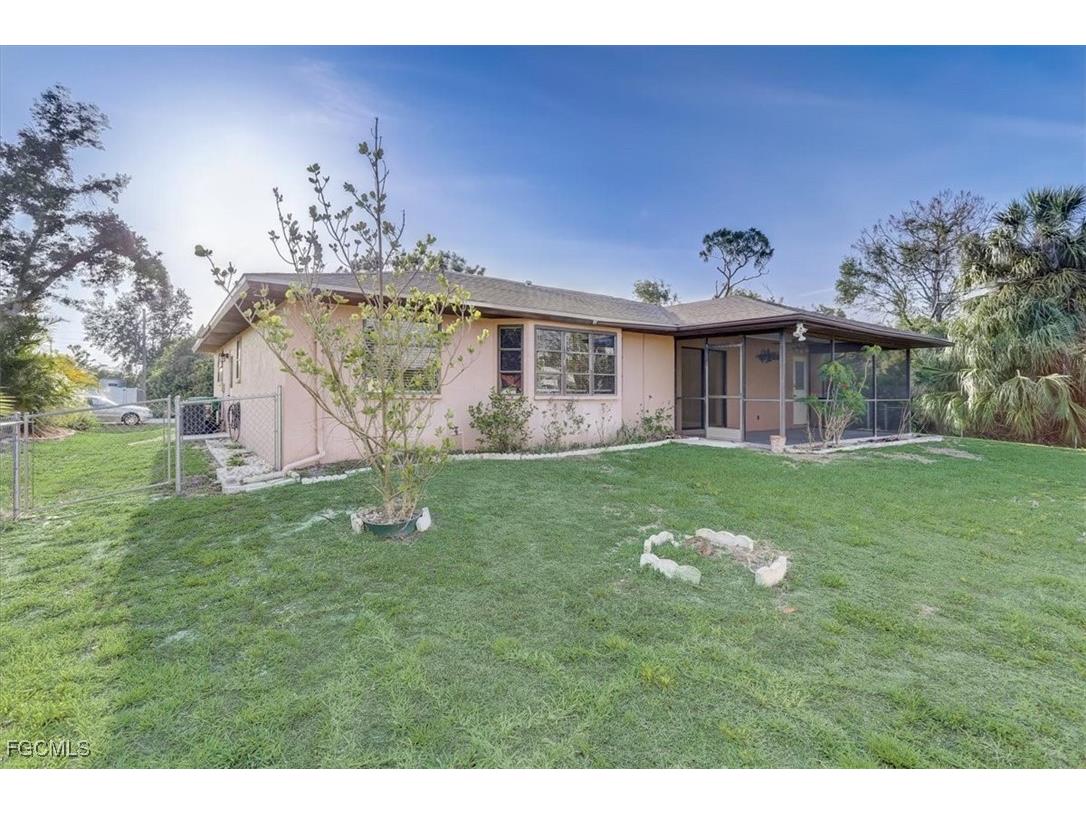 233 Chamber Street NW Port Charlotte FL 33948 2025015109 image31