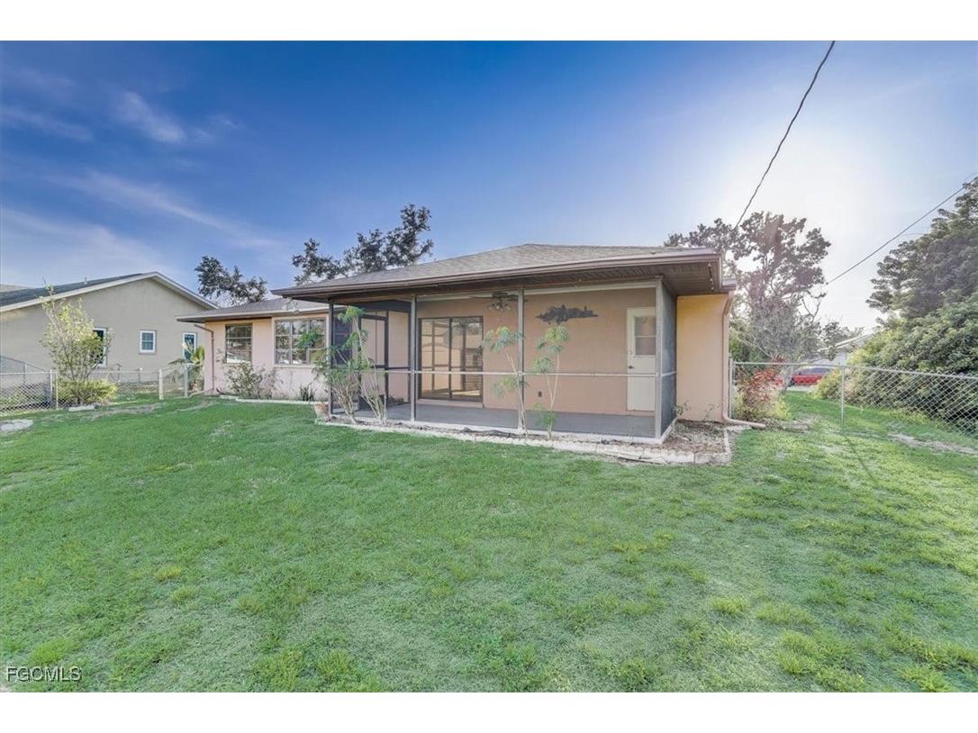 233 Chamber Street NW Port Charlotte FL 33948 2025015109 image32