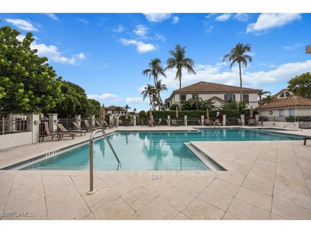 233 Colonade Circle #2205 Naples FL 34103 225033794 image30