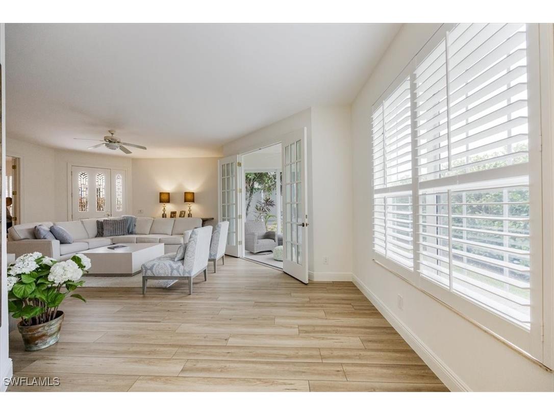 233 Colonade Circle #2205 Naples FL 34103 225033794 image8