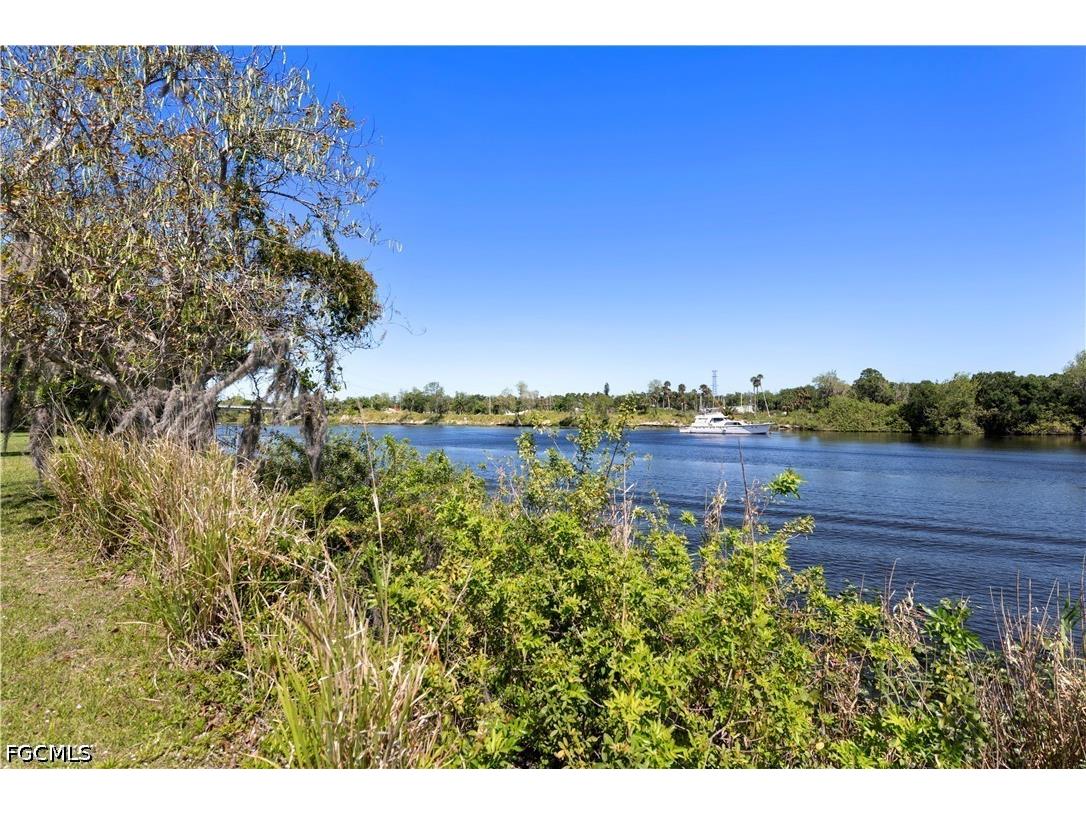 233 De Soto Avenue Labelle FL 33935 2026028994 image12