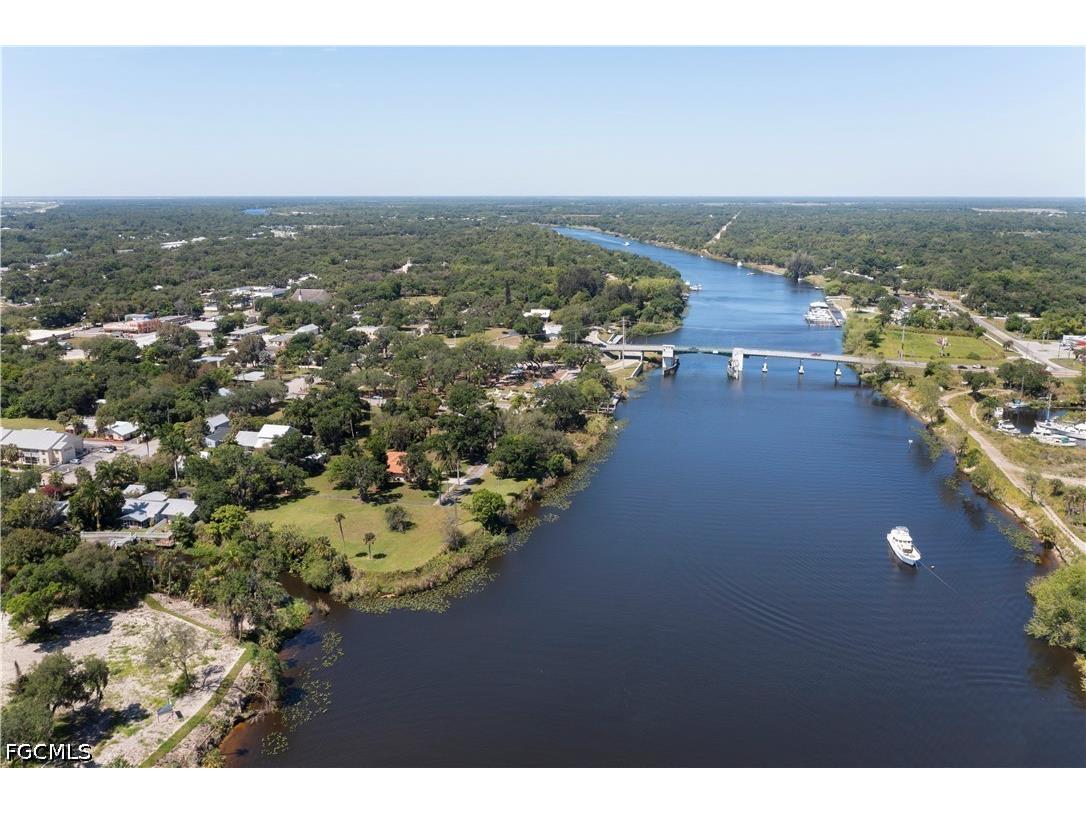 233 De Soto Avenue Labelle FL 33935 2026028994 image18