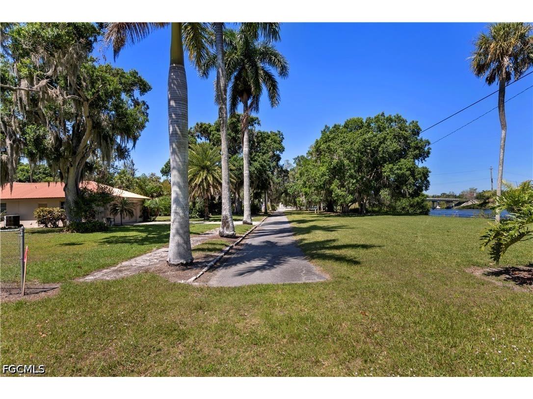 233 De Soto Avenue Labelle FL 33935 2026028994 image3