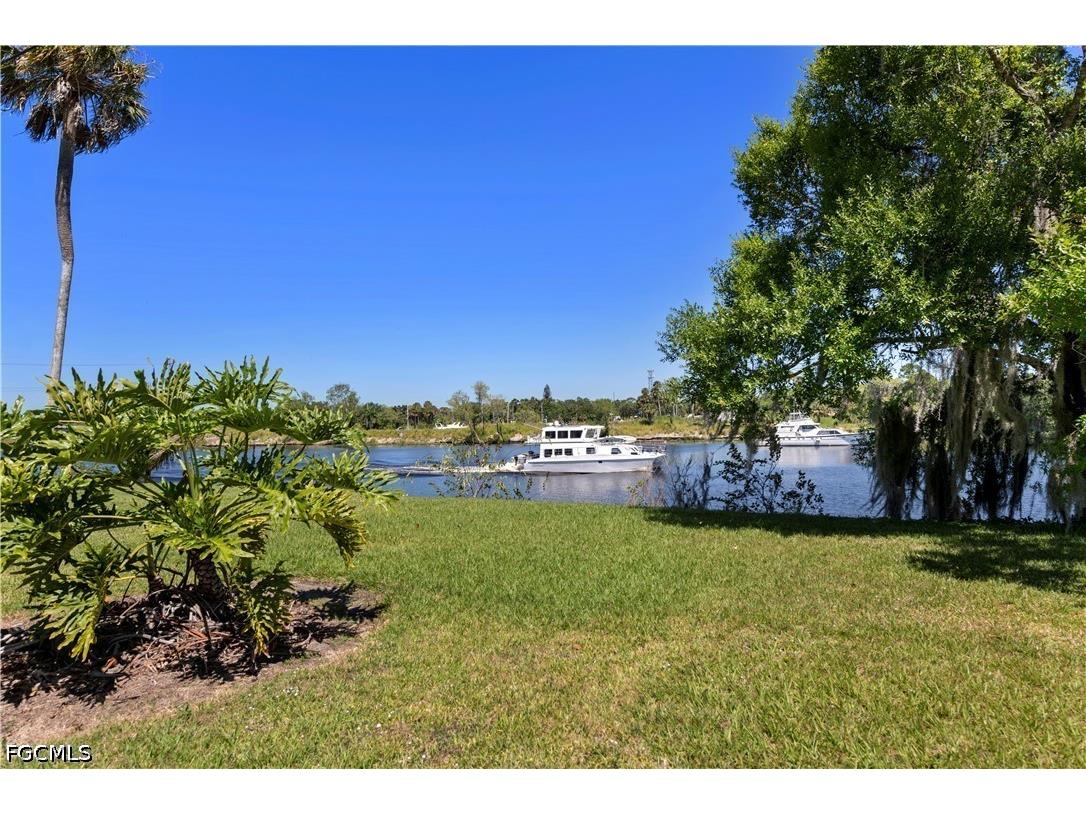 233 De Soto Avenue Labelle FL 33935 2026028994 image6