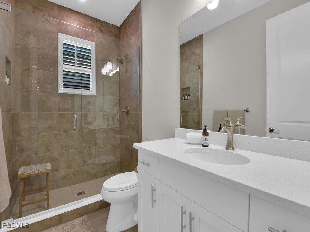 233 Indies Drive E #201 Naples FL 34114 2026001198 image30