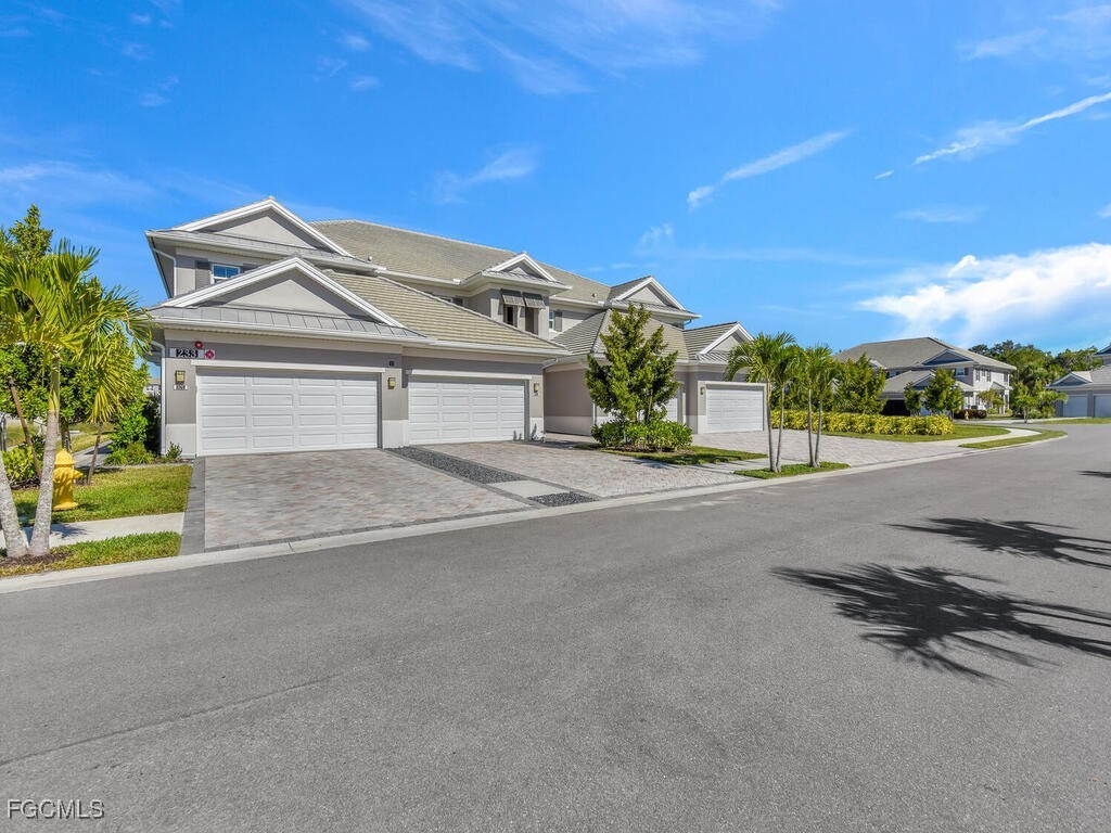 233 Indies Drive E #201 Naples FL 34114 2026001198 image37