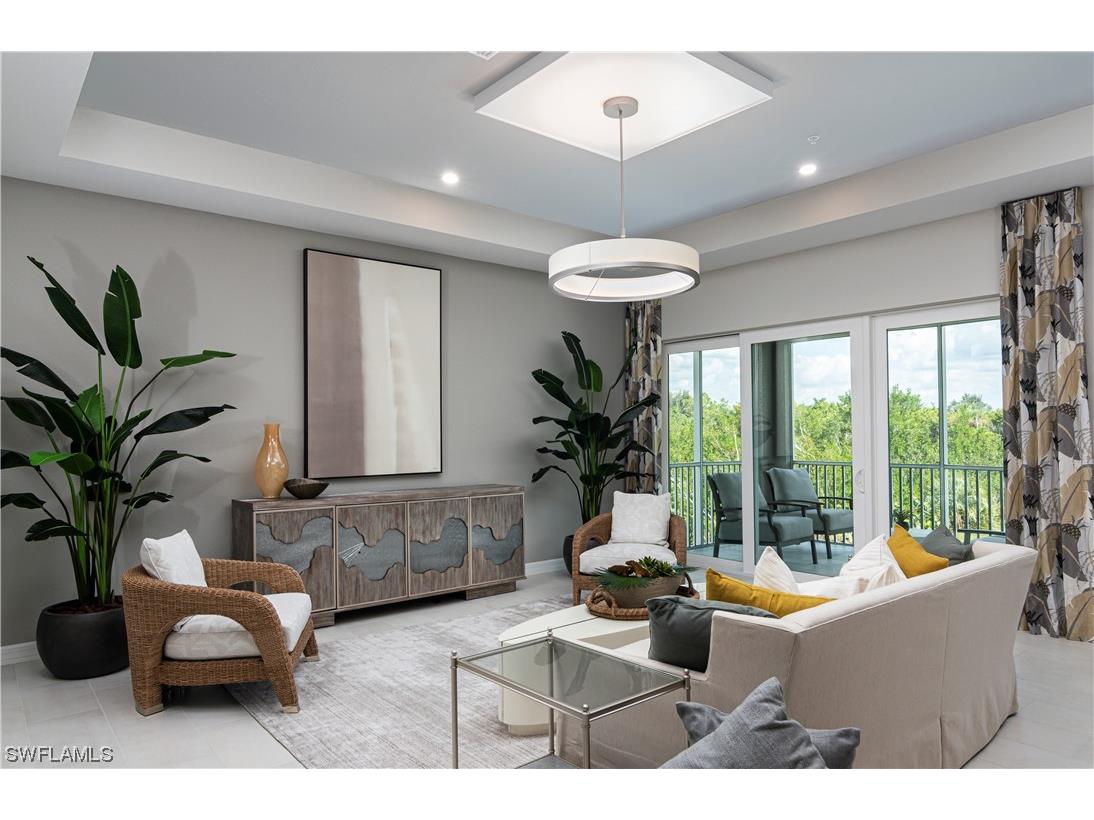 233 Indies Drive East #201 Naples FL 34114 222040136 image1