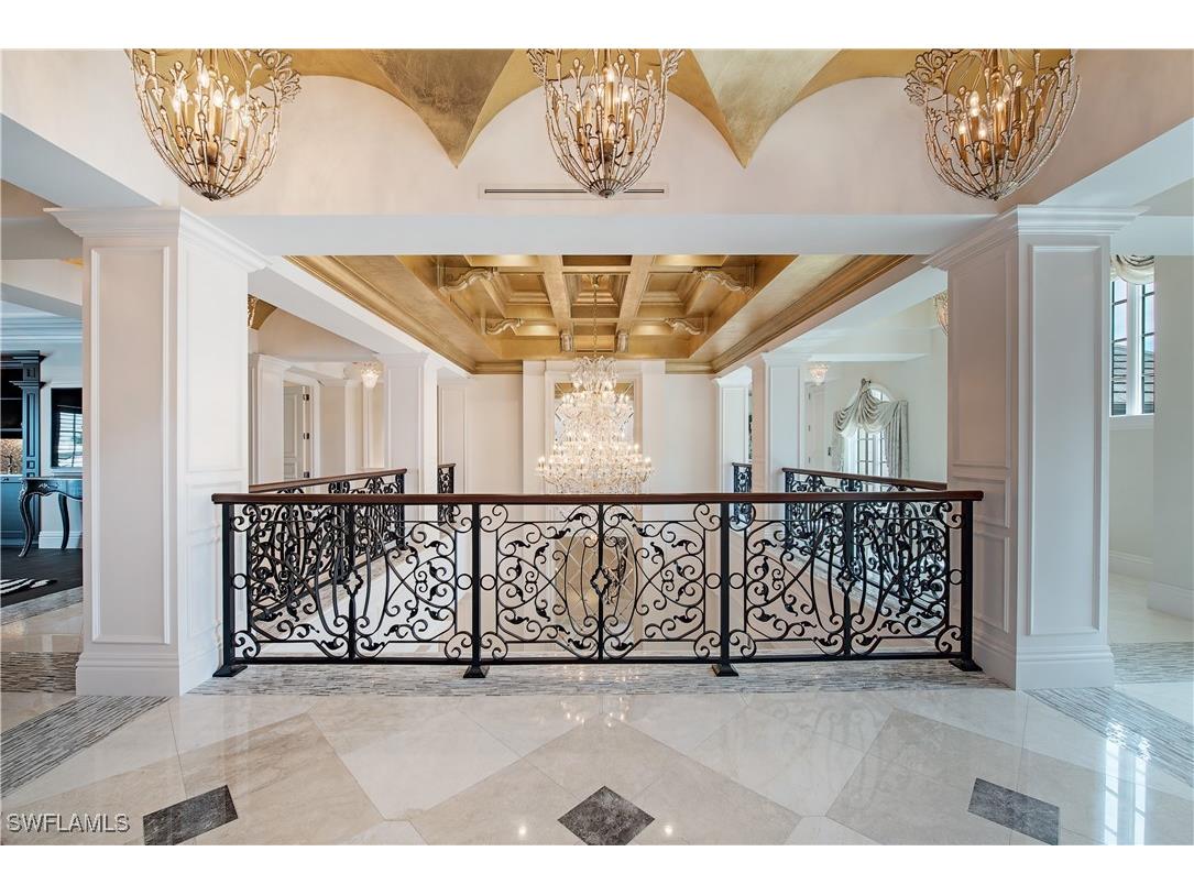 233 Mermaids Bight Naples FL 34103 225018455 image32