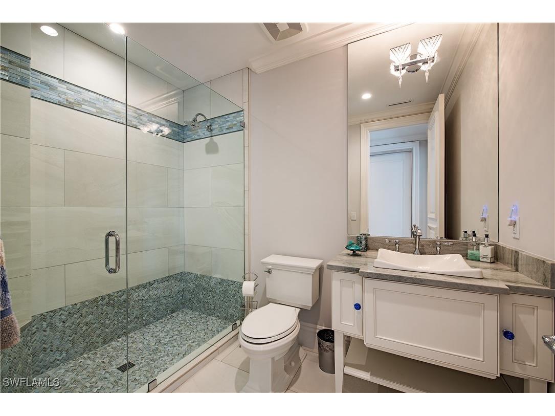 233 Mermaids Bight Naples FL 34103 225018455 image34