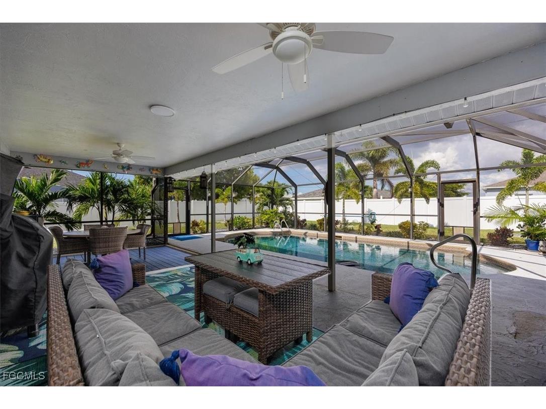 233 SW 19th Terrace Cape Coral FL 33991 2025015955 image15