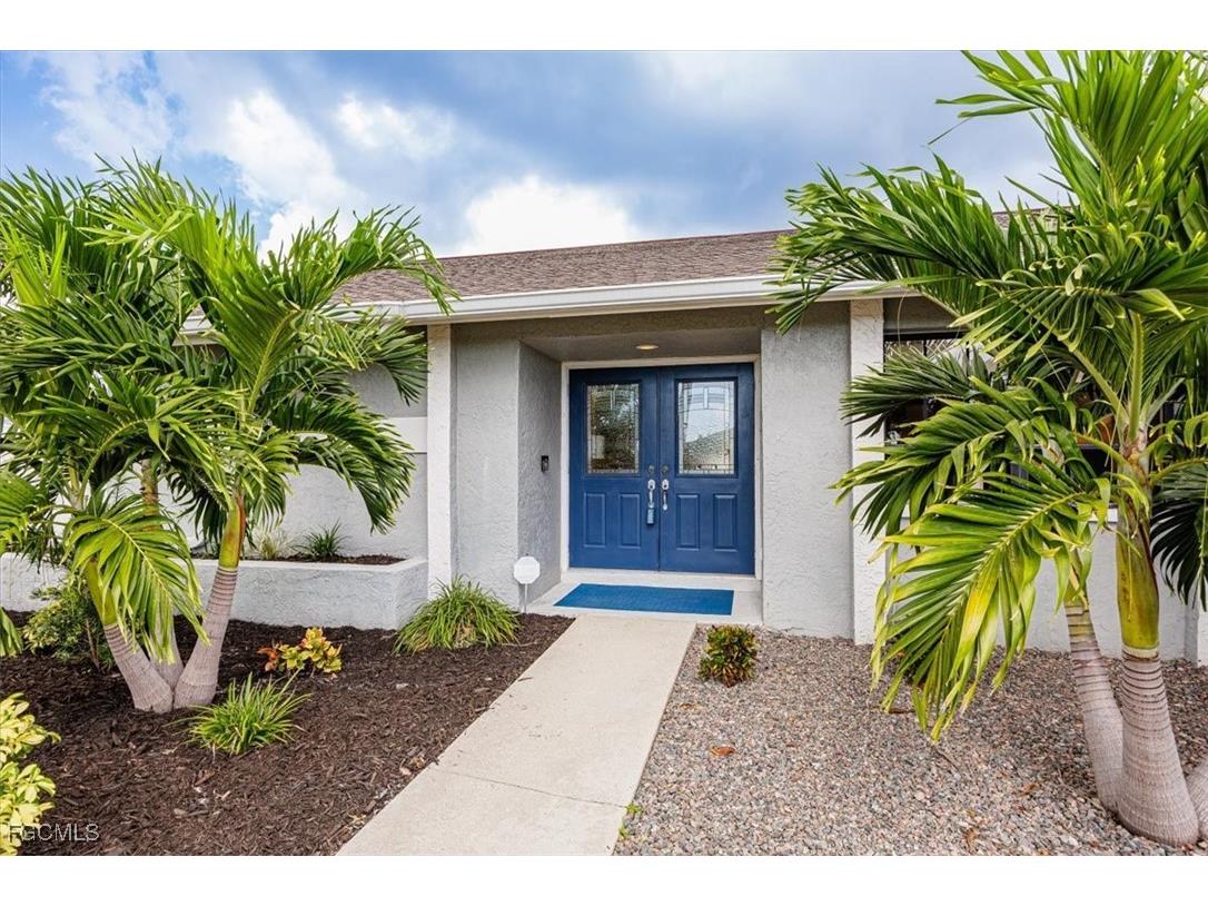 233 SW 19th Terrace Cape Coral FL 33991 2025015955 image3