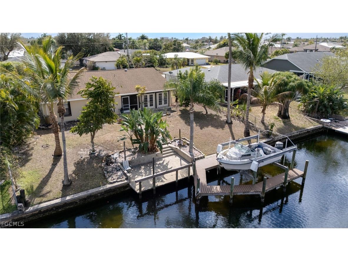 233 SW 42nd Terrace Cape Coral FL 33914 2026008721 image2