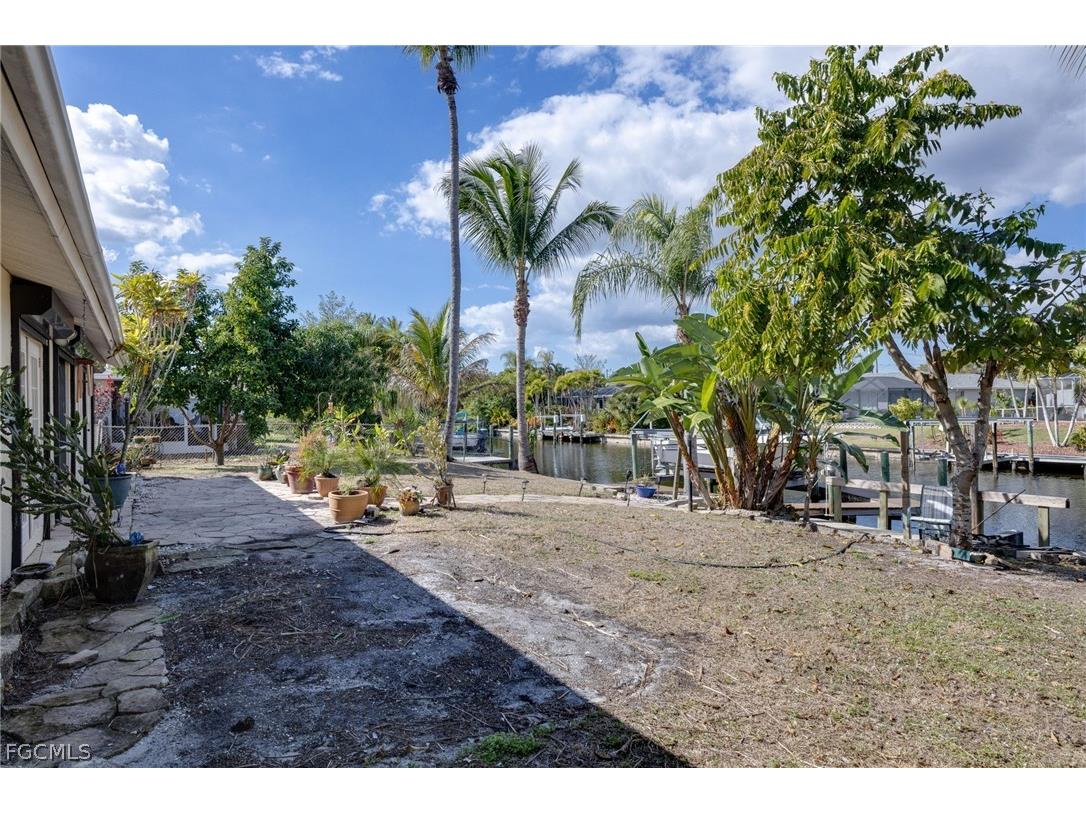 233 SW 42nd Terrace Cape Coral FL 33914 2026008721 image23