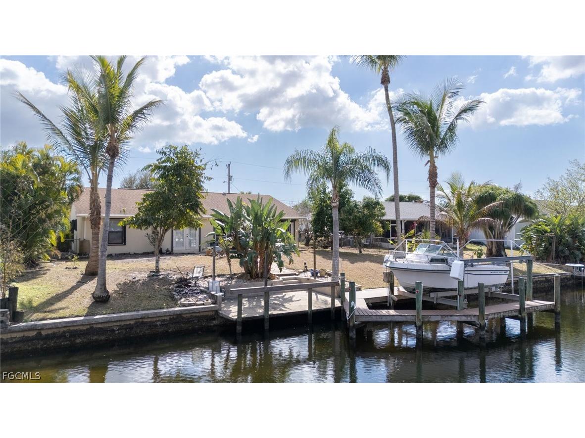 233 SW 42nd Terrace Cape Coral FL 33914 2026008721 image3