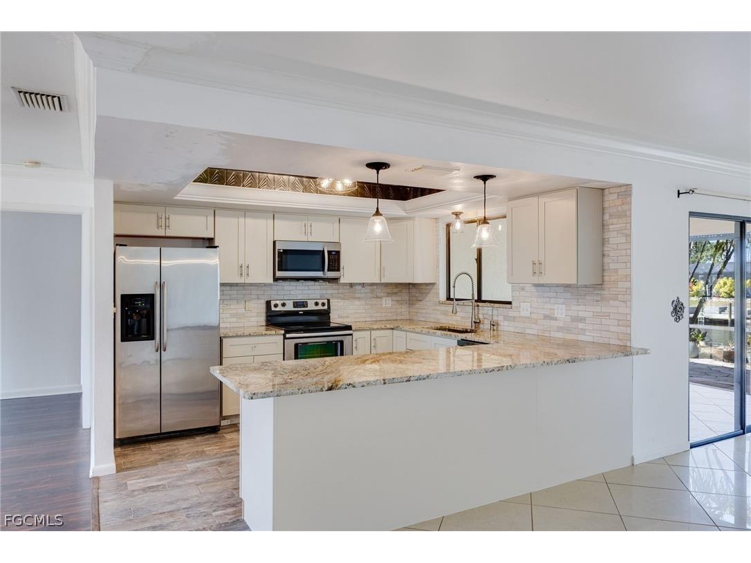 233 SW 42nd Terrace Cape Coral FL 33914 2026008721 image6