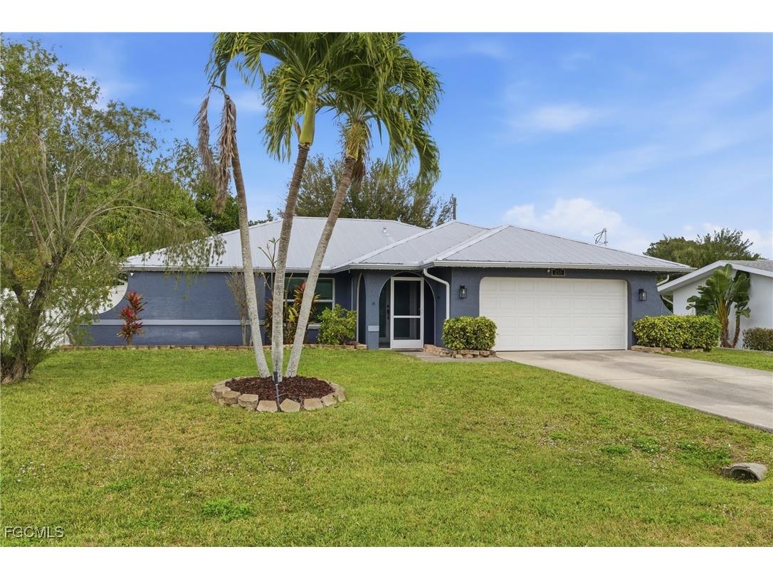 233 SW 43rd Street Cape Coral FL 33914 2026000754 image1