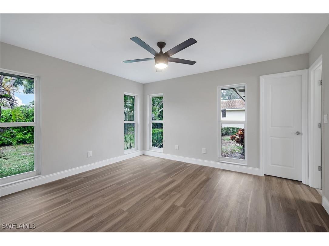 233 Yorkshire Court Naples FL 34112 225061837 image12