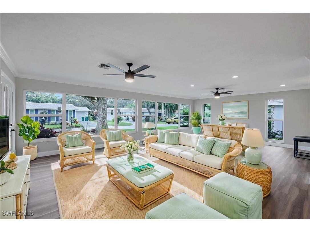 233 Yorkshire Court Naples FL 34112 225061837 image6