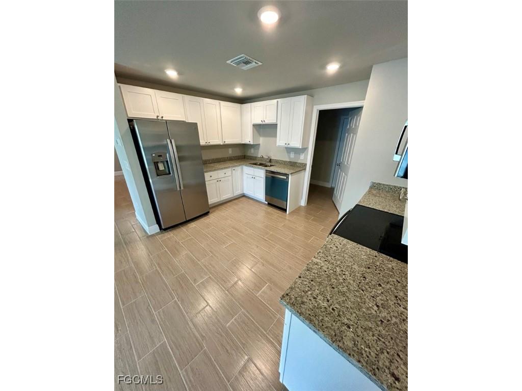 2330-2332 Hoople Street Fort Myers FL 33901 2026003211 image3